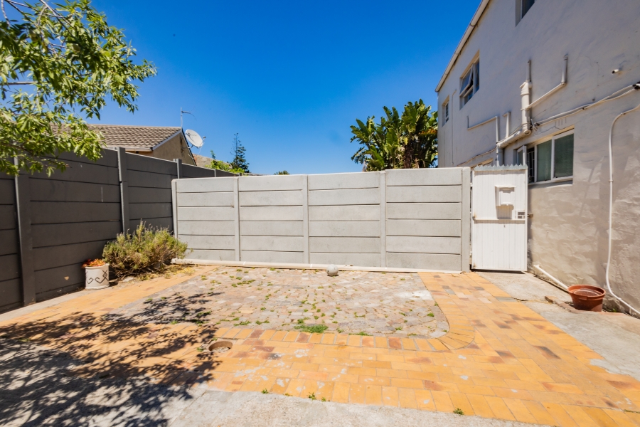 7 Bedroom Property for Sale in Northpine Western Cape